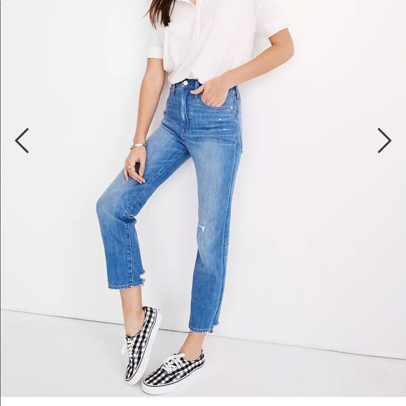 Madewell Denim - Madewell Tall Classic Straight Jeans in Novello